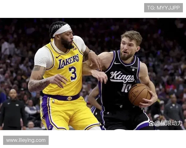 2001年湖人与国王的经典对决回顾与历史意义分析