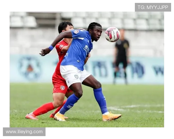 中甲联赛精彩对决泰州队迎战北体大球队全力争胜展现竞技风采